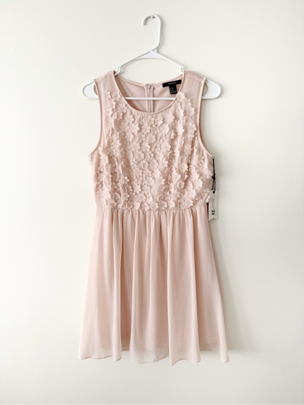 Forever21 Blush Pink Floral Appliqué Sleeveless Dress Med NWT